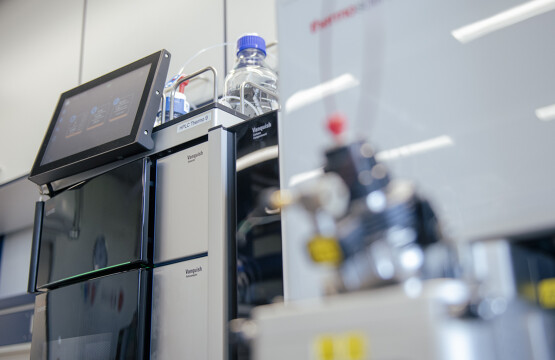 Modernes LC-MS-System für die Reinstoffanalytik radioaktiver Substanzen bei CUP Contract Labs